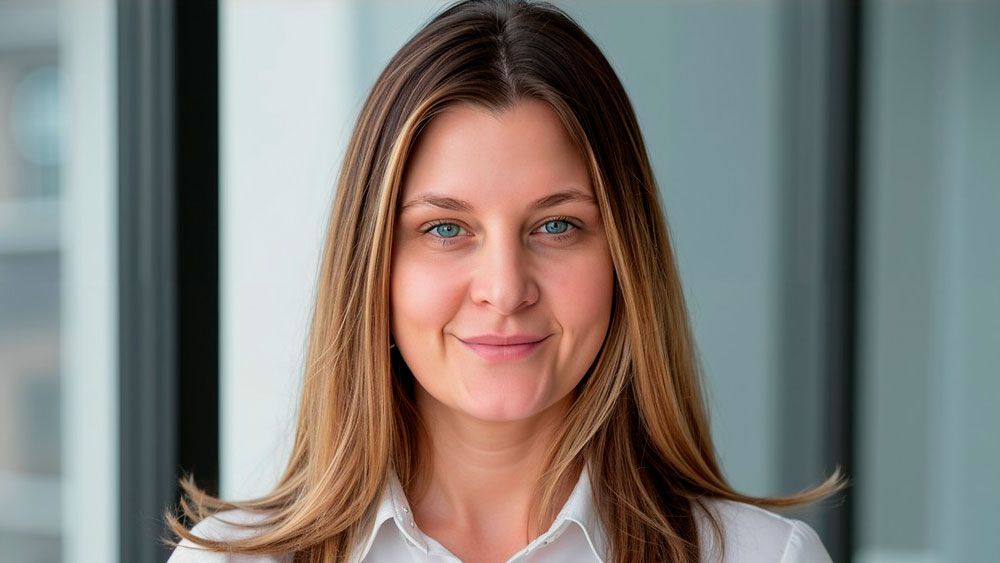 Samantha Esqulant